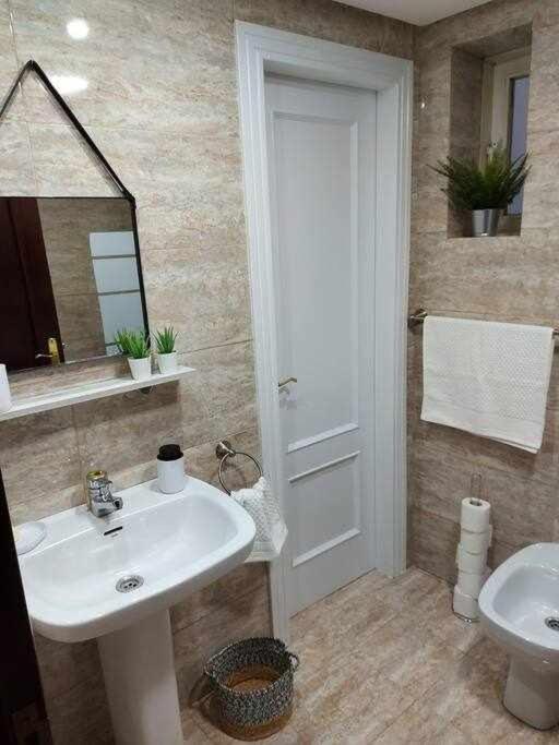 Apartamentos Florida Casablanca Vigo Esterno foto